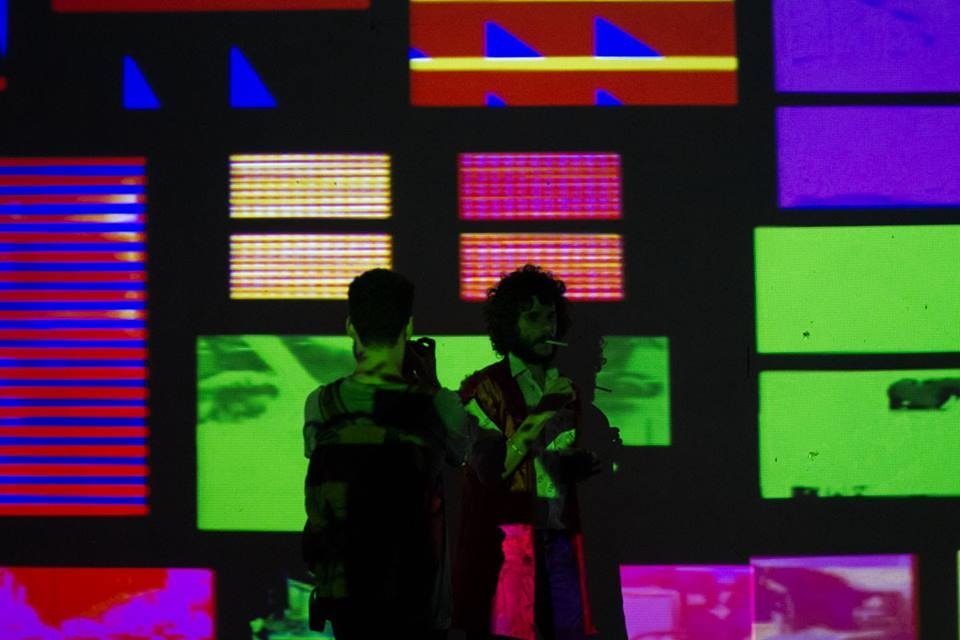 Instalação "Modular Patterns" no museu da USP.